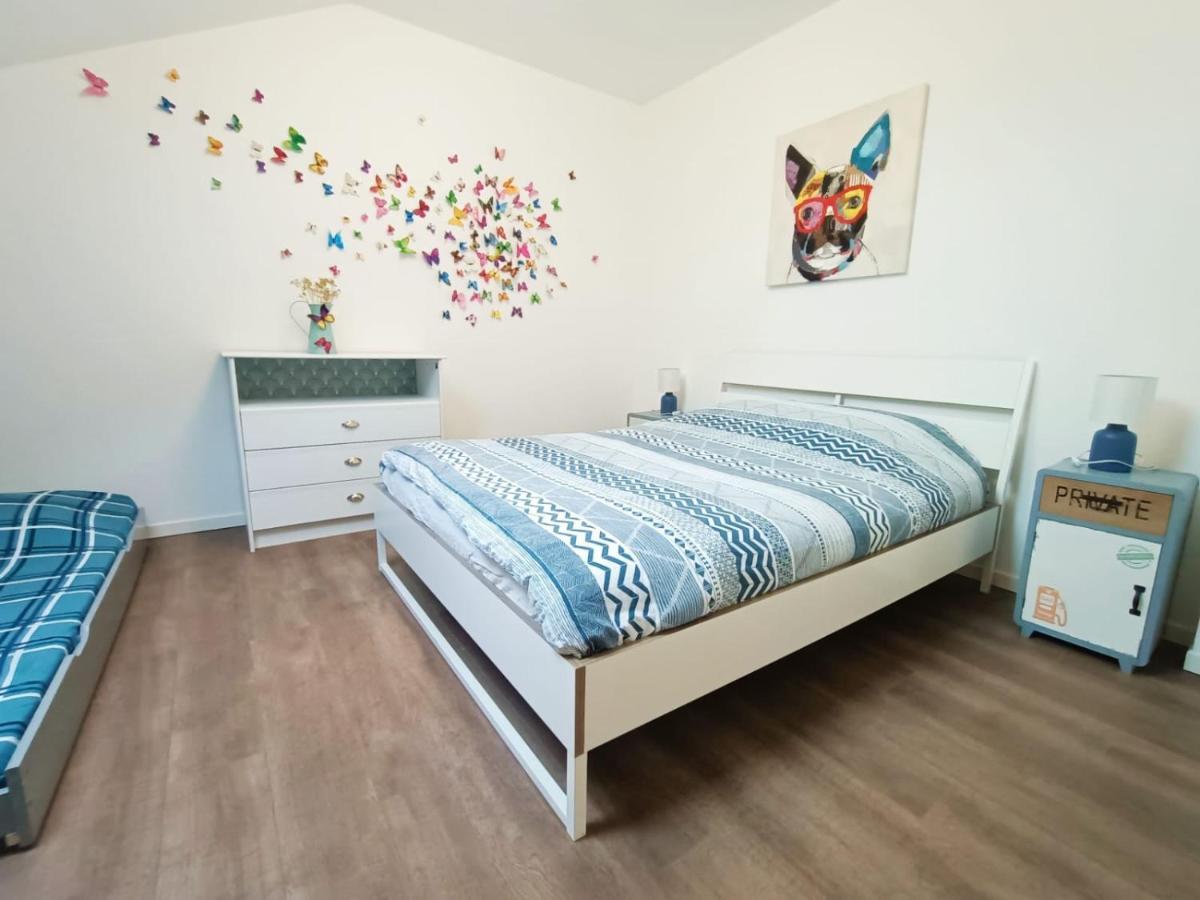 Superbe Appartement Type Loft En Duplex Rue Buat Châlons-en-Champagne Exteriör bild